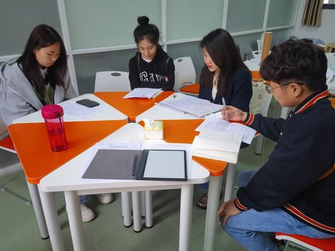 ˵��:ca4a92b3894757aece25cf395f6a15d